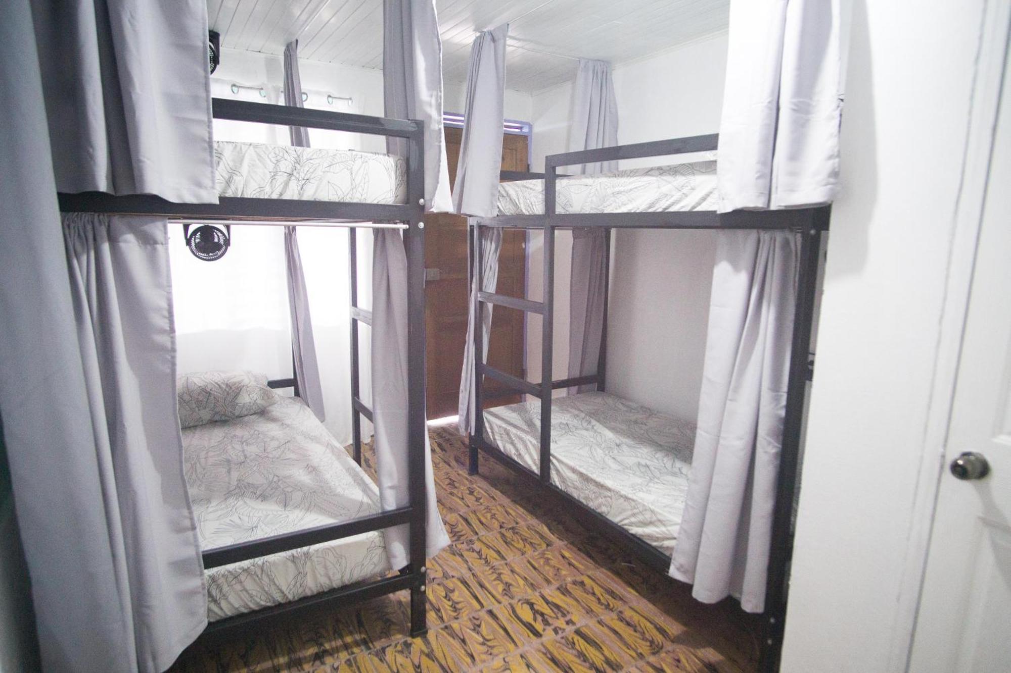 Pura Vibra Hostel Ла Фортуна Номер фото