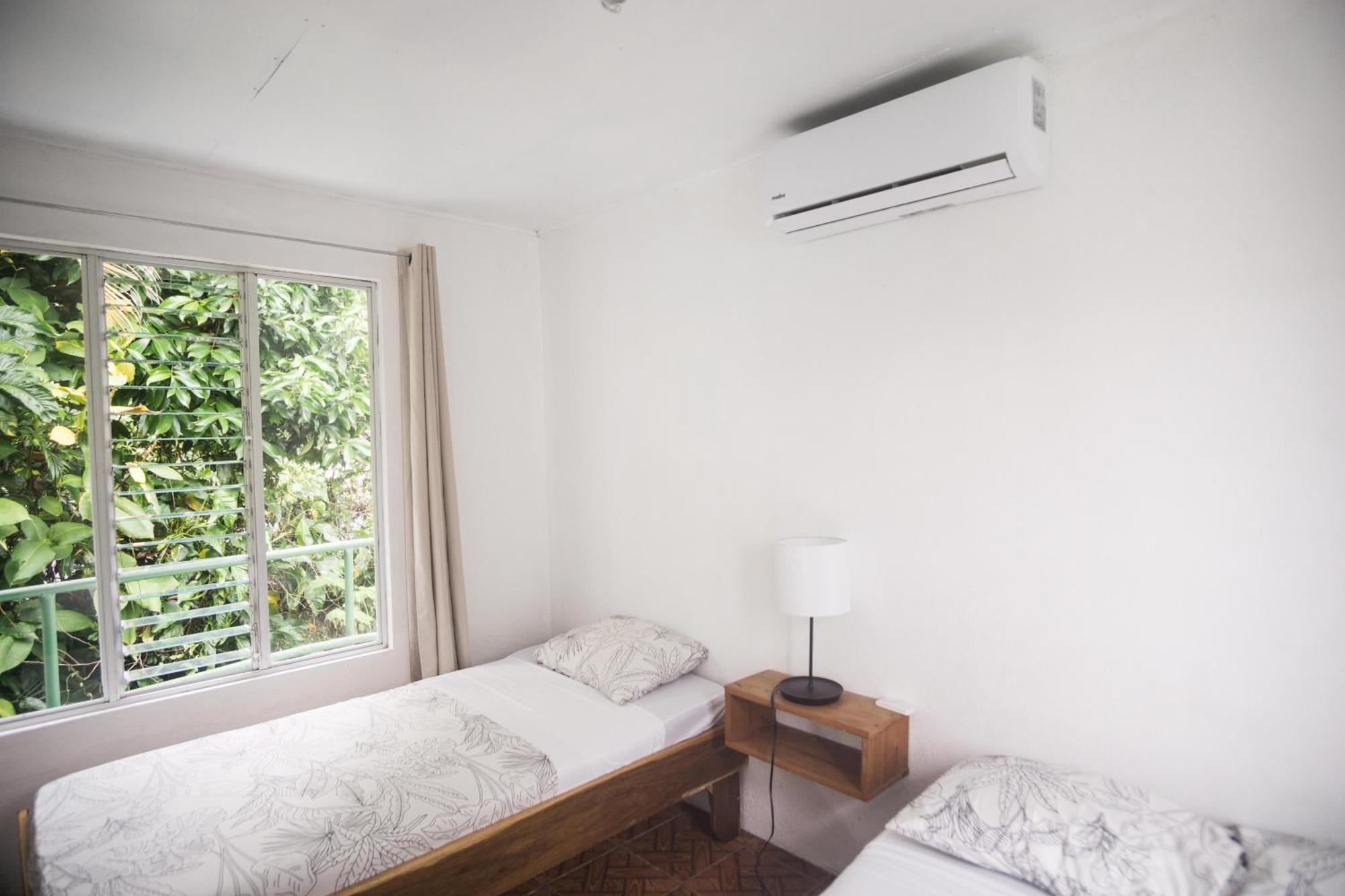 Pura Vibra Hostel Ла Фортуна Экстерьер фото