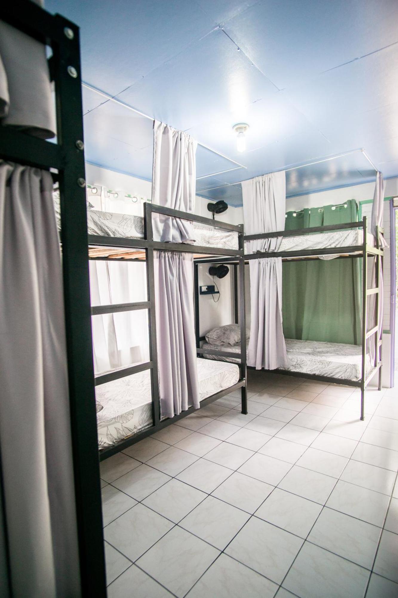 Pura Vibra Hostel Ла Фортуна Экстерьер фото