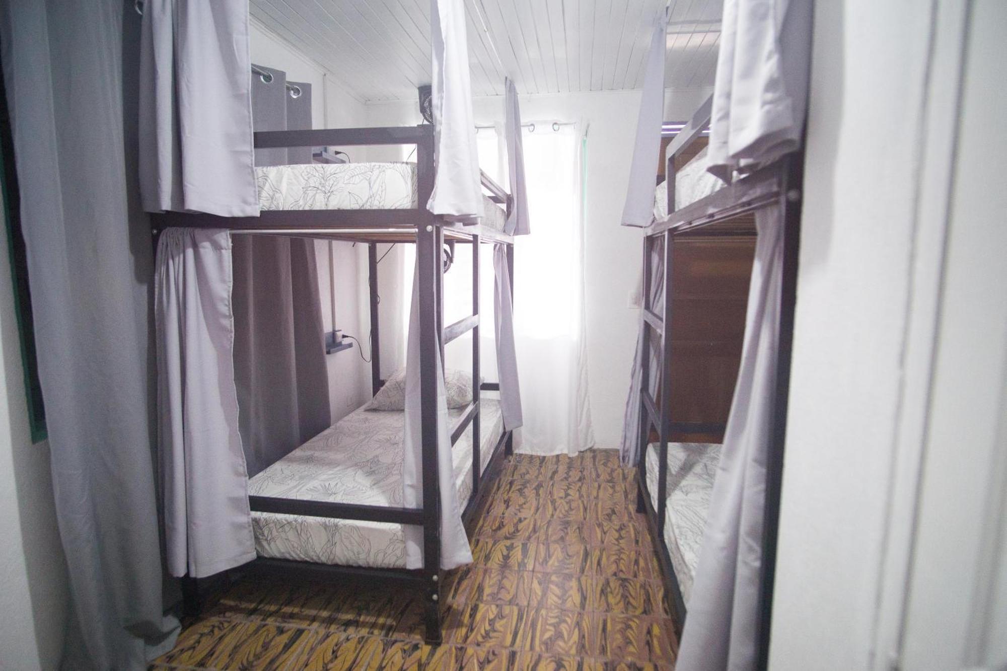 Pura Vibra Hostel Ла Фортуна Номер фото